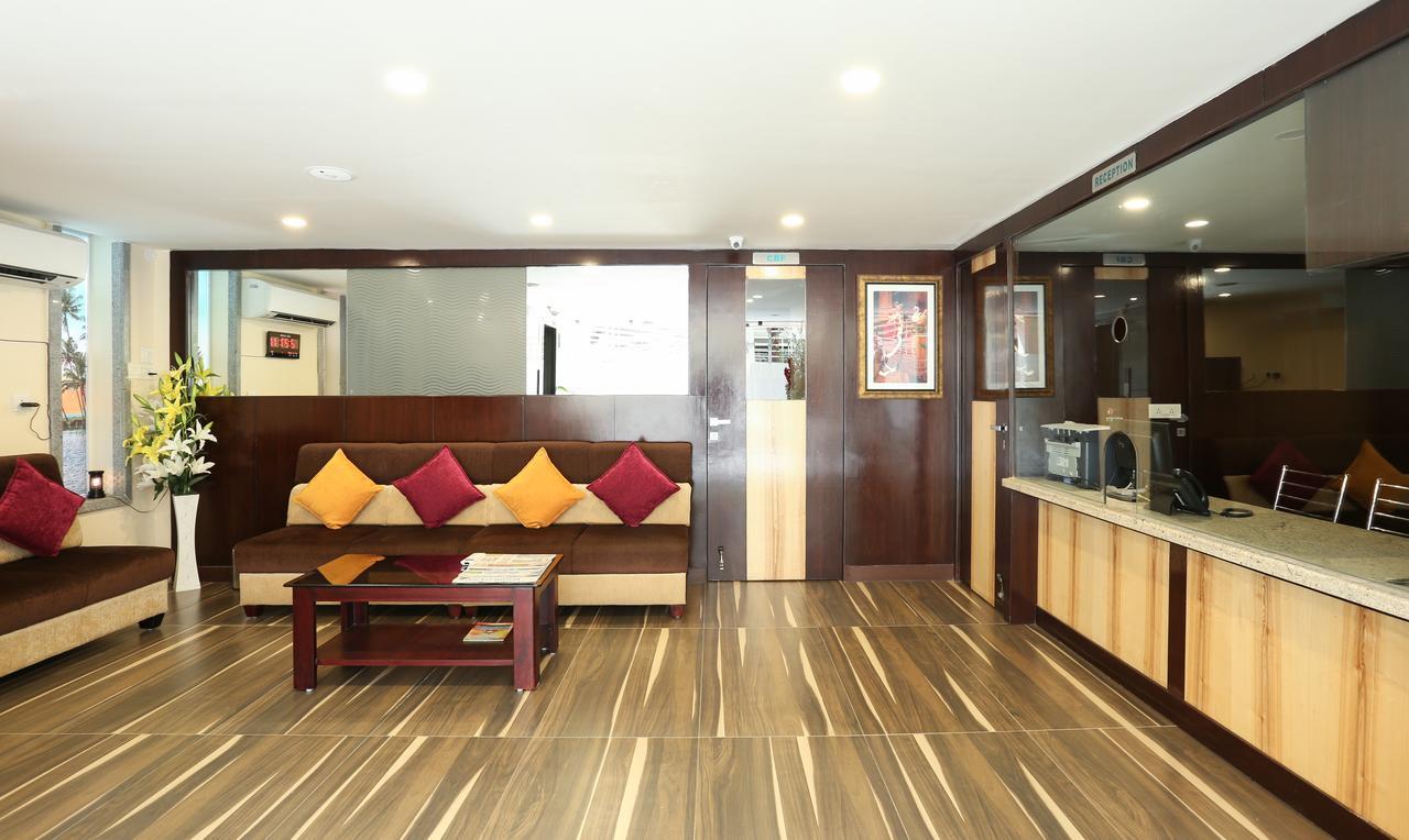 Treebo C Plaza Hotel Vijayawada Bagian luar foto