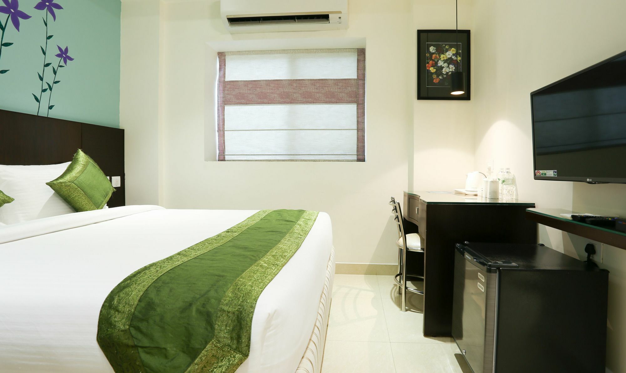 Treebo C Plaza Hotel Vijayawada Bagian luar foto