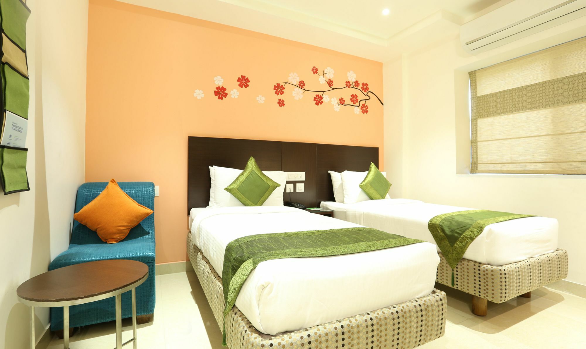 Treebo C Plaza Hotel Vijayawada Bagian luar foto