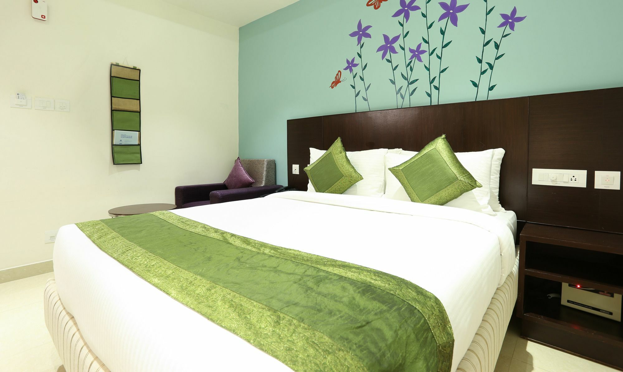 Treebo C Plaza Hotel Vijayawada Bagian luar foto